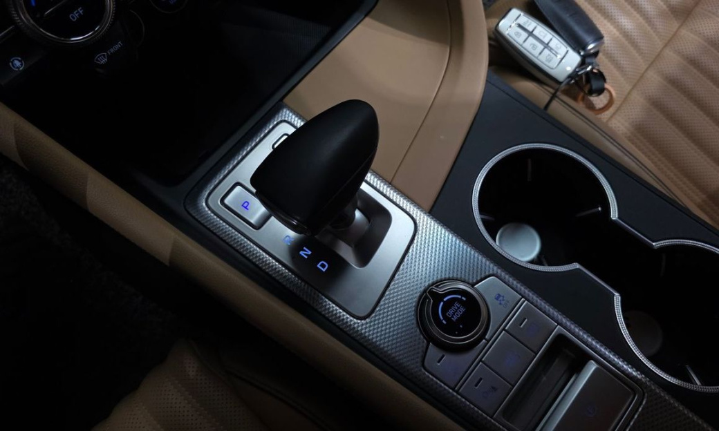 Genesis G70 Gasoline 2.0T 4WD, 2021
