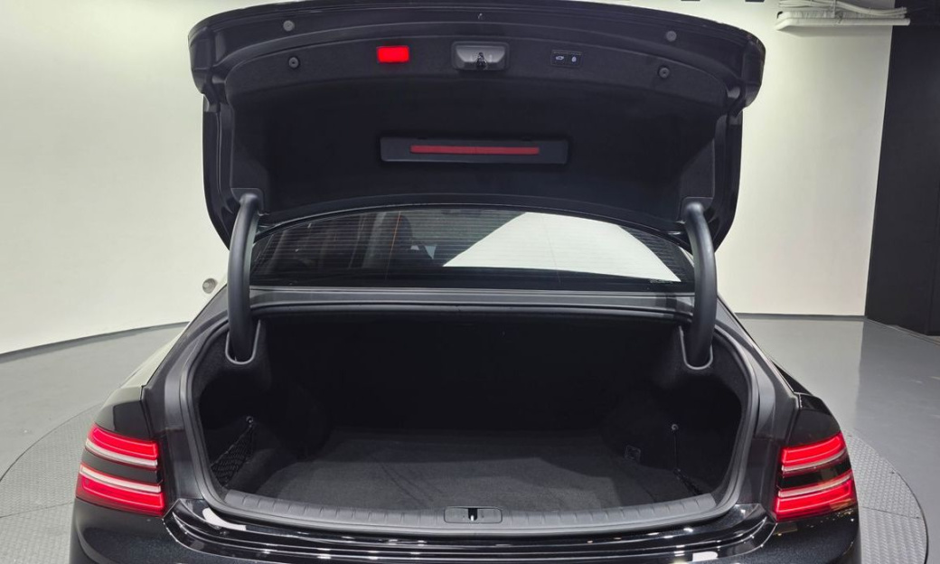 Genesis G80 Gasoline 2.5 Turbo AWD, 2026