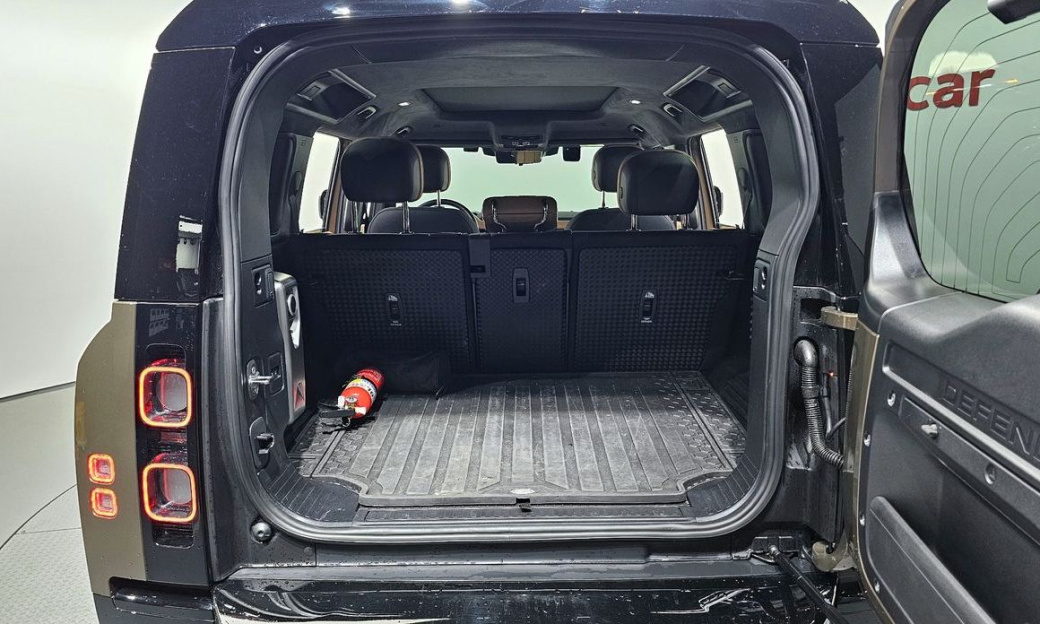 Land Rover Defender 110 P400 X, 2025