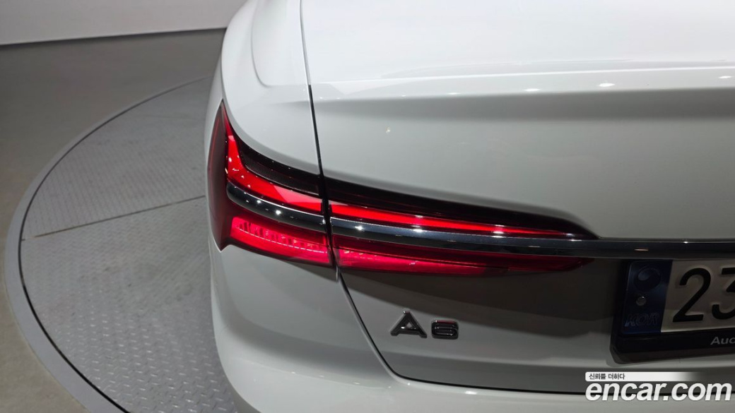 Audi A6 45 TFSI Premium, 2023