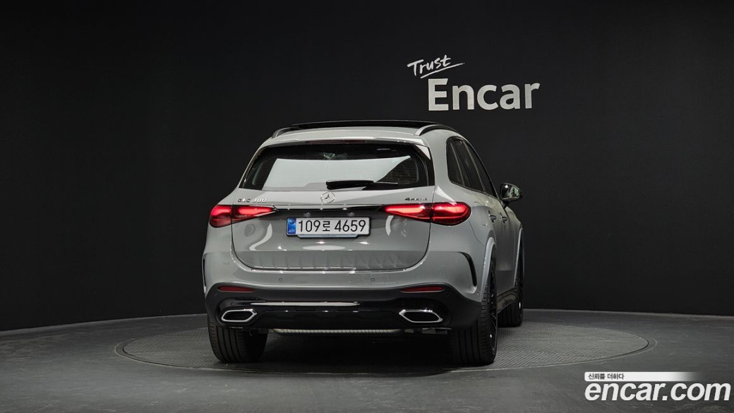 Mercedes-Benz GLC-Class GLC300 4MATIC AMG Line, 2026