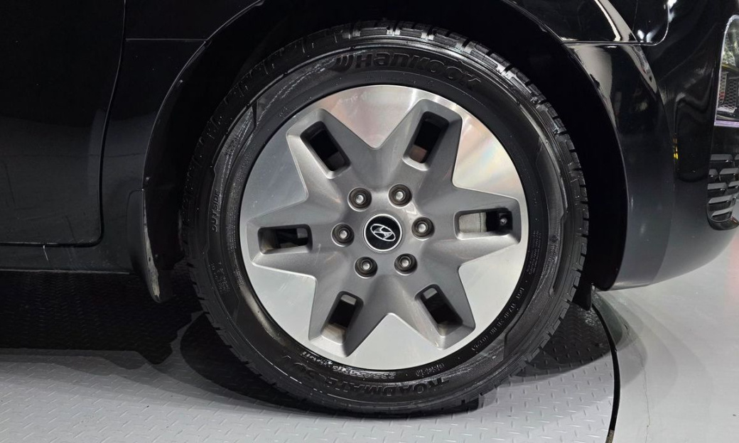 Hyundai Staria Tourer 9-Seater, 2022