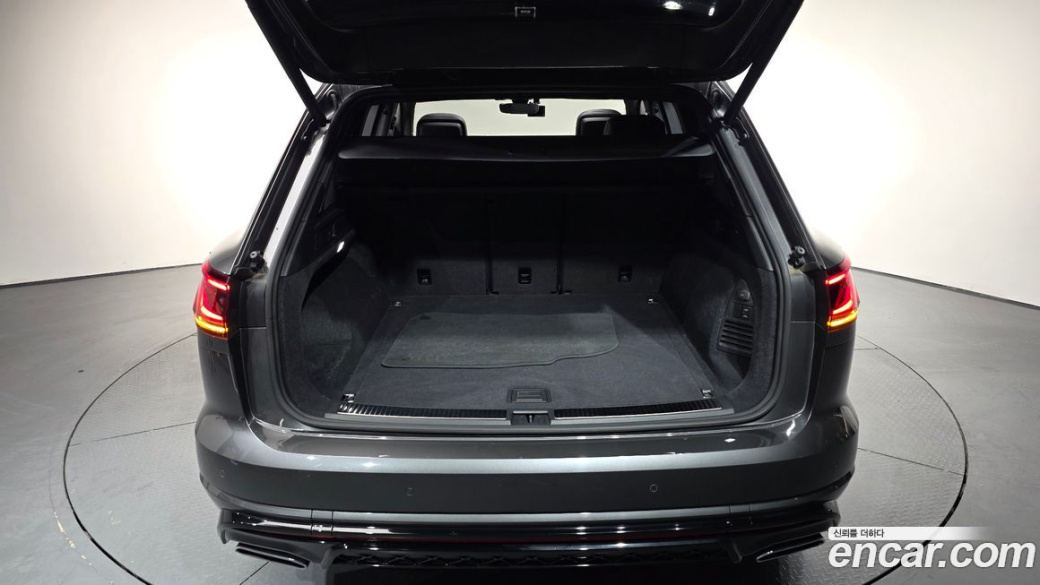 Volkswagen Touareg 3.0 TDI R-Line, 2024