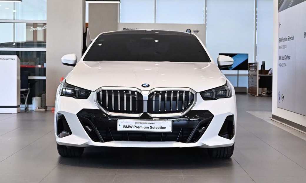 BMW 5-Series 520i M Sport, 2026