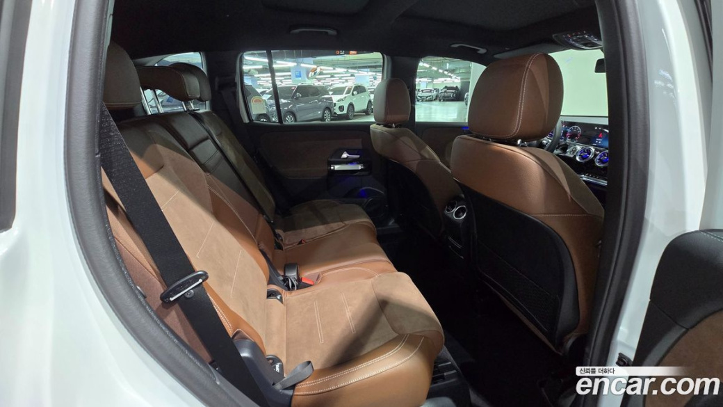 Mercedes-Benz GLB-Class AMG GLB35 4MATIC, 2025