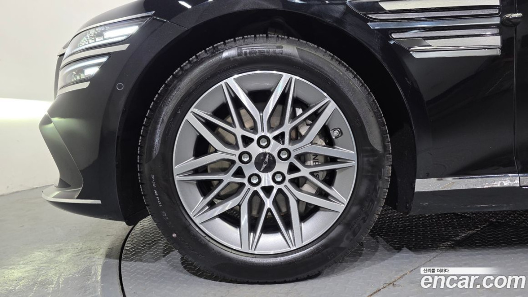 Genesis G80 Gasoline 2.5 Turbo AWD, 2025