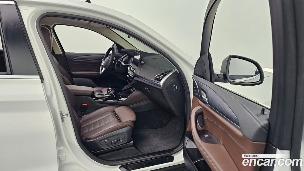 BMW X4 xDrive20i xLine, 2025