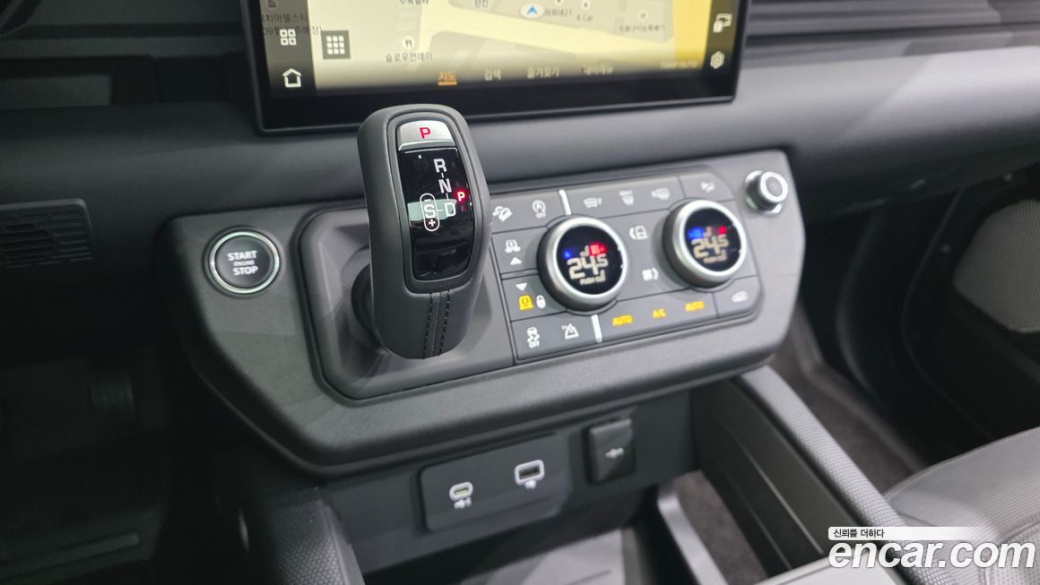 Land Rover Defender 130 P400 Outbound, 2024
