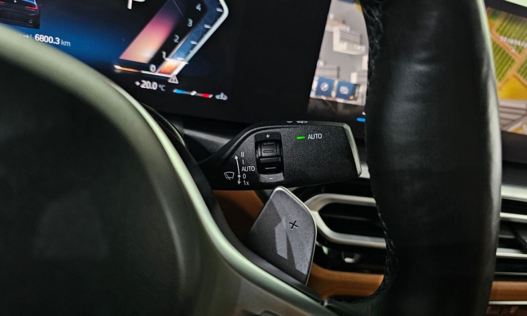 BMW 3-Series 320i M Sport, 2024