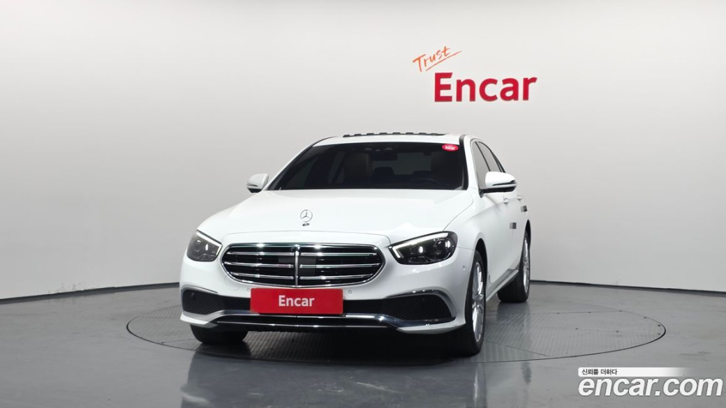 Mercedes-Benz E-Class E220d 4MATIC Exclusive, 2022
