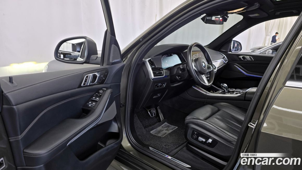 BMW X5 xDrive 30d M Sport, 2023