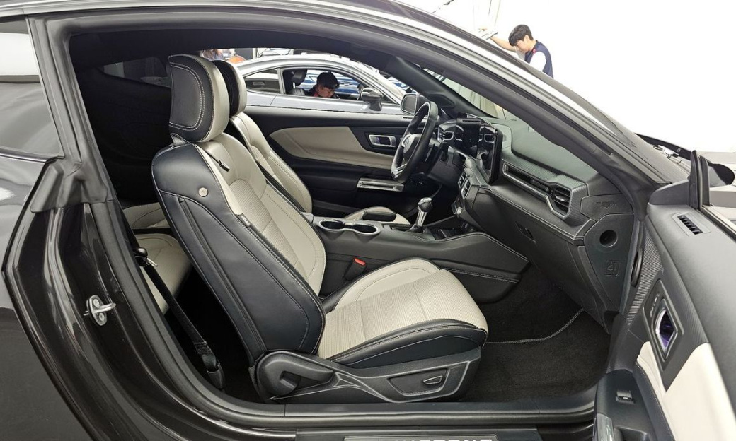 Ford Mustang 5.0 GT Premium Coupe, 2024