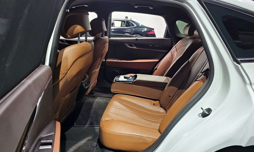 Genesis G80 Gasoline 2.5 Turbo AWD, 2024