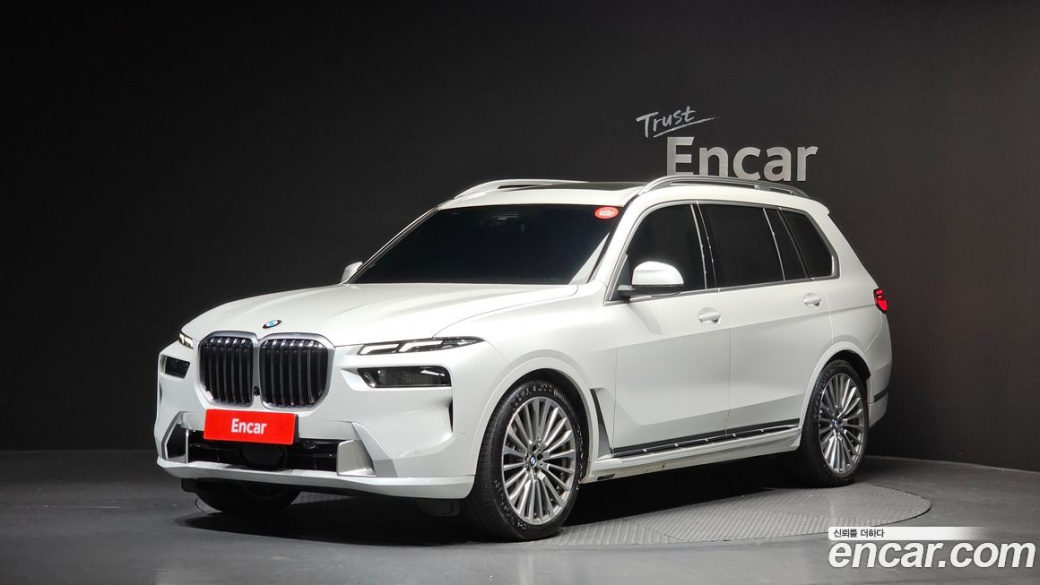 BMW X7 xDrive 40i Design Pure Excellence 7-Seater, 2024