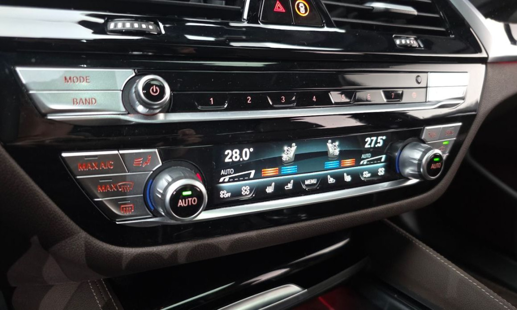 BMW 5-Series 530i M Sport Package, 2023