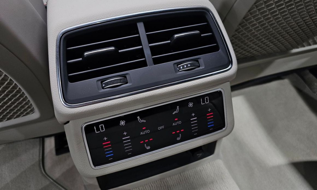 Audi A6 45 TFSI Premium, 2025