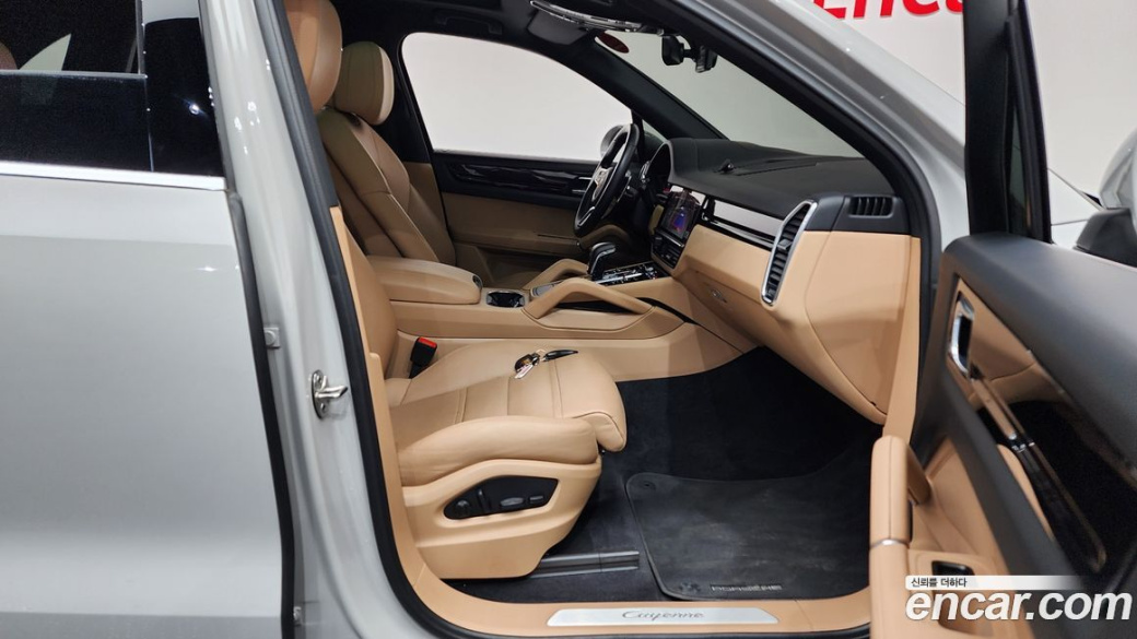 Porsche Cayenne 3.0, 2022