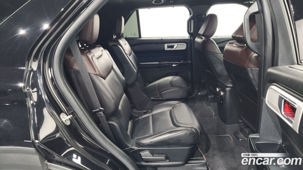Ford Explorer 3.0 Platinum 4WD, 2022