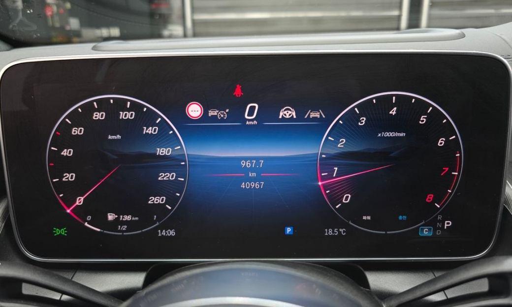 Mercedes-Benz GLC-Class GLC 300 4MATIC Avantgarde, 2025