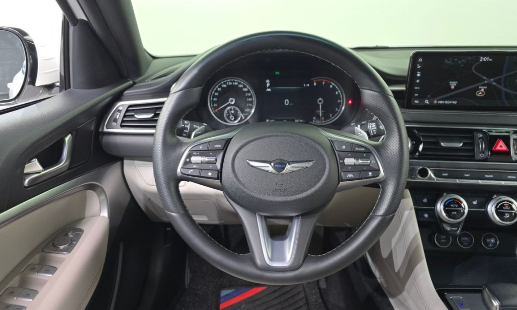 Genesis G70 Gasoline 2.0T 4WD, 2022
