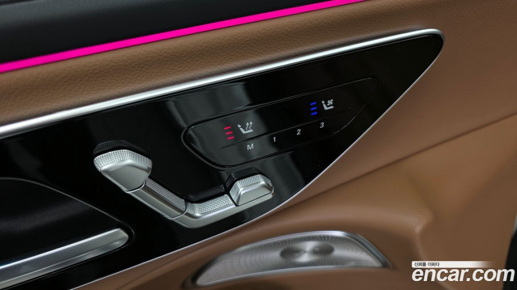 Mercedes-Benz E-Class E300 4MATIC Exclusive, 2026