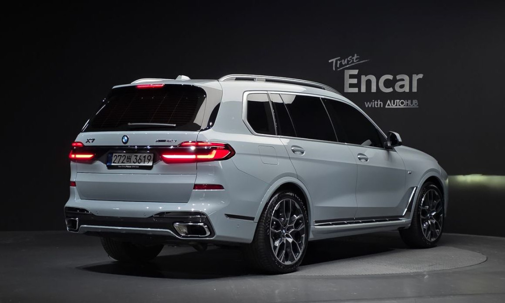 BMW X7 xDrive 40d M Sport 6STR, 2025