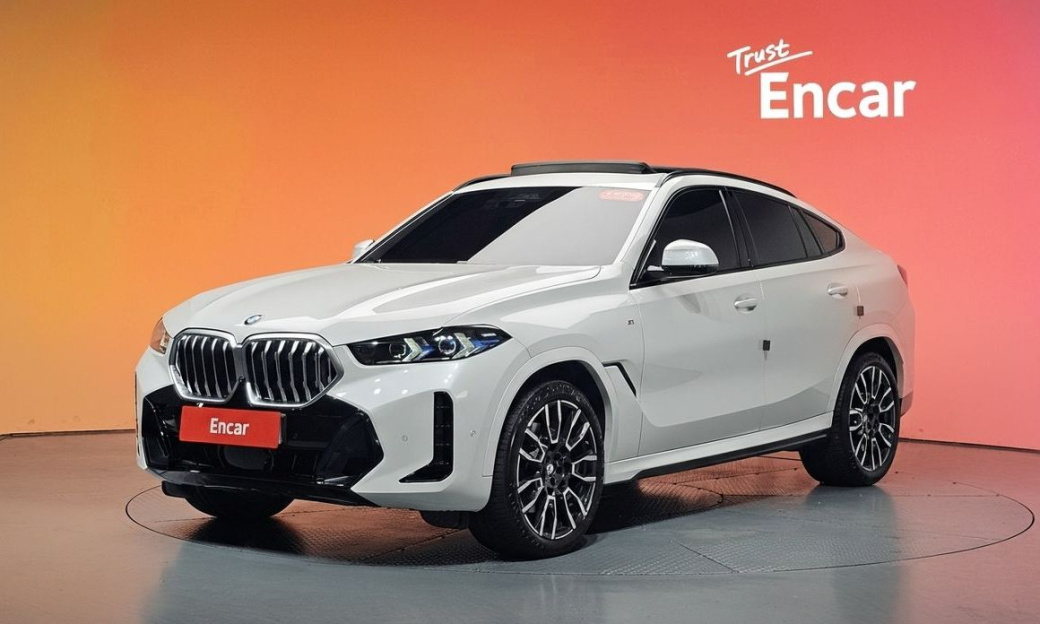 BMW X6 xDrive40i M Sport, 2024