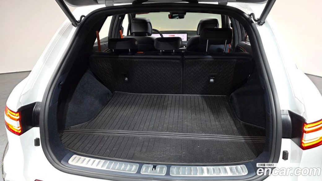 Genesis GV70 2.5T Gasoline AWD, 2025