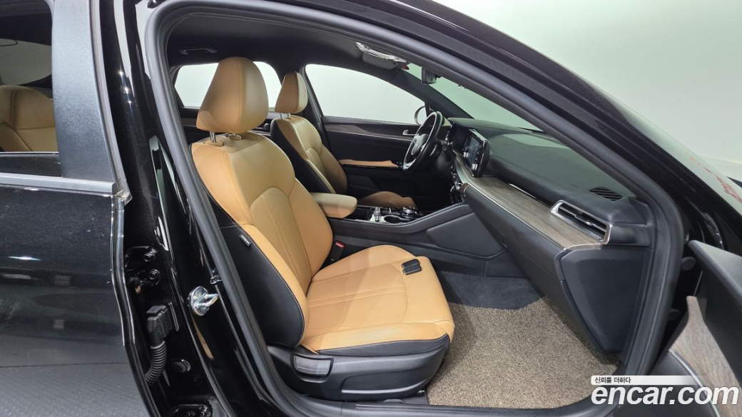 Kia K5 2.0, 2022