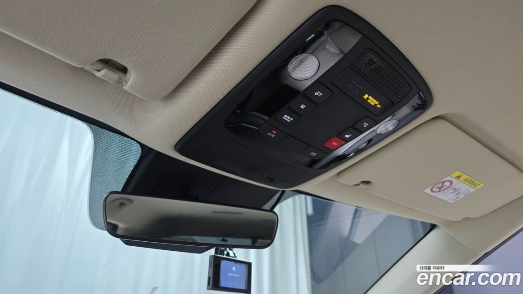 Kia Carnival 7-Seater Signature, 2022
