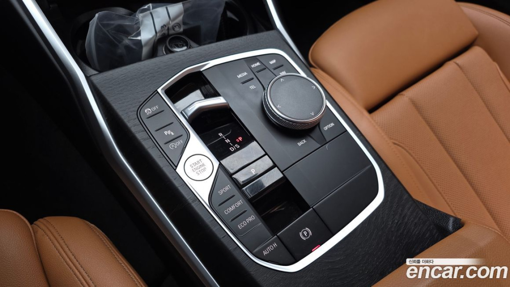 BMW 3-Series 320d, 2023