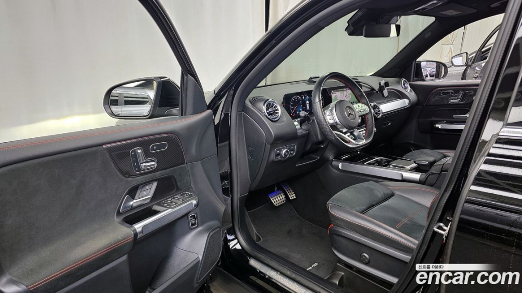Mercedes-Benz GLB-Class GLB250 4MATIC, 2023