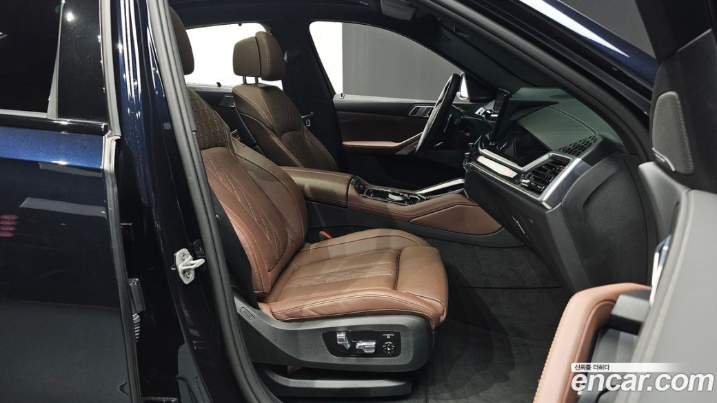 BMW X6 xDrive40i M Sport, 2025
