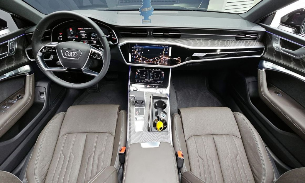 Audi A7 55 TFSI Quattro Premium, 2025