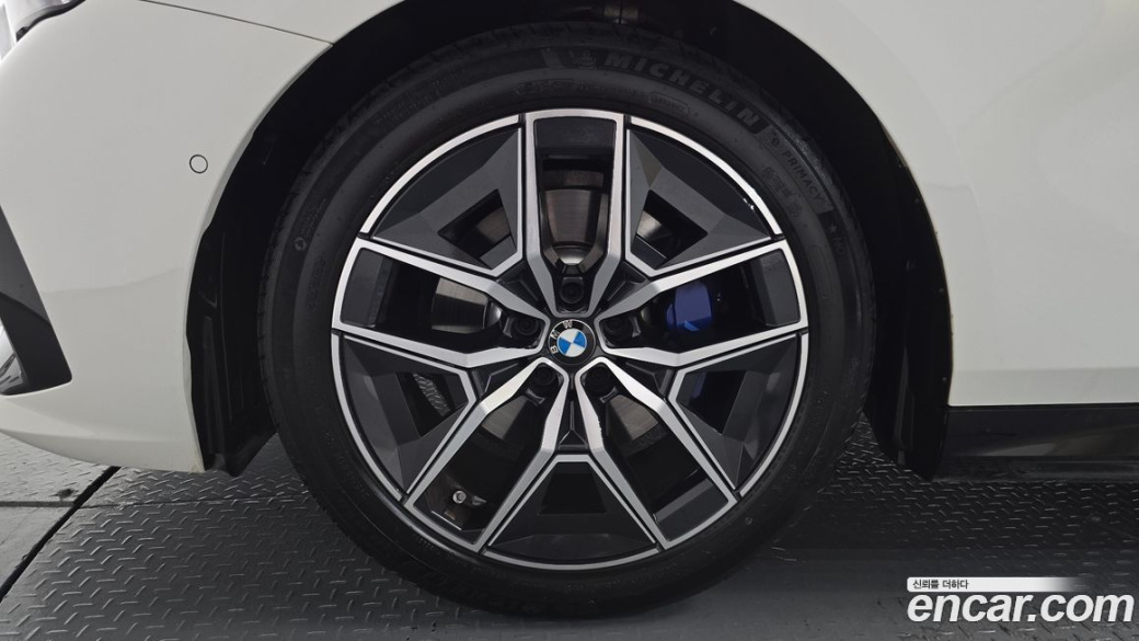 BMW 5-Series 520i M Sport, 2024