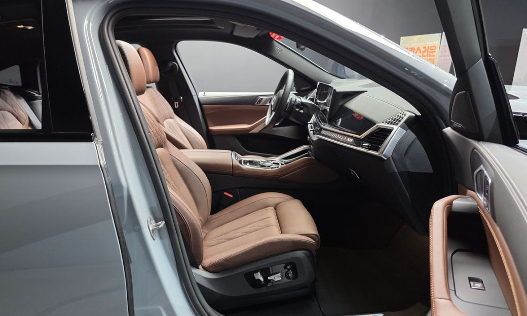 BMW X6 xDrive40i M Sport, 2025