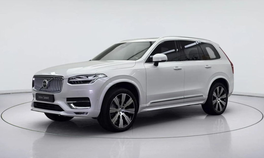 Volvo XC90 B6 Ultra Bright, 2025