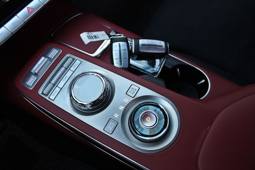 Genesis GV70 2.5T Gasoline 2WD, 2024