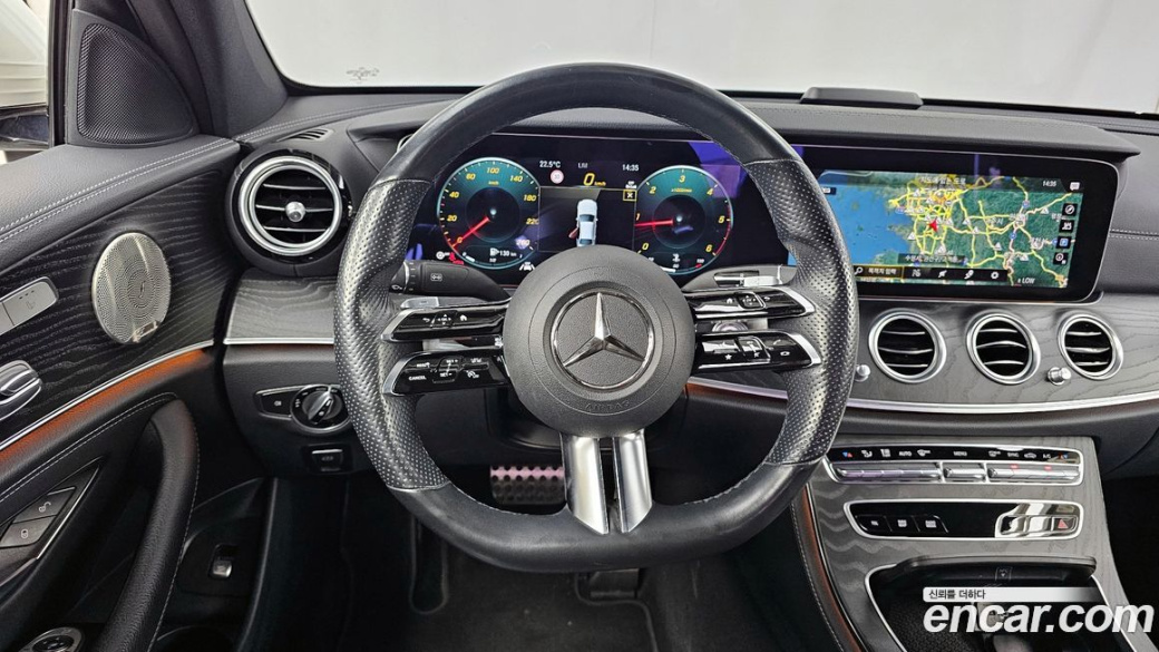 Mercedes-Benz E-Class E220d 4MATIC AMG Line, 2022