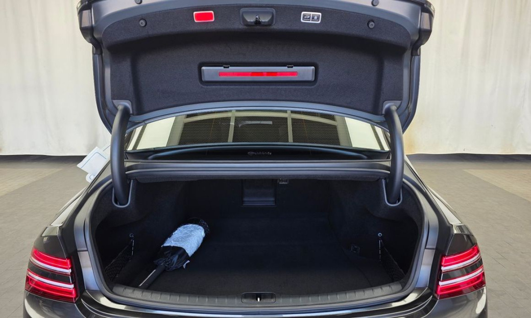 Genesis G80 Gasoline 2.5 Turbo AWD, 2025