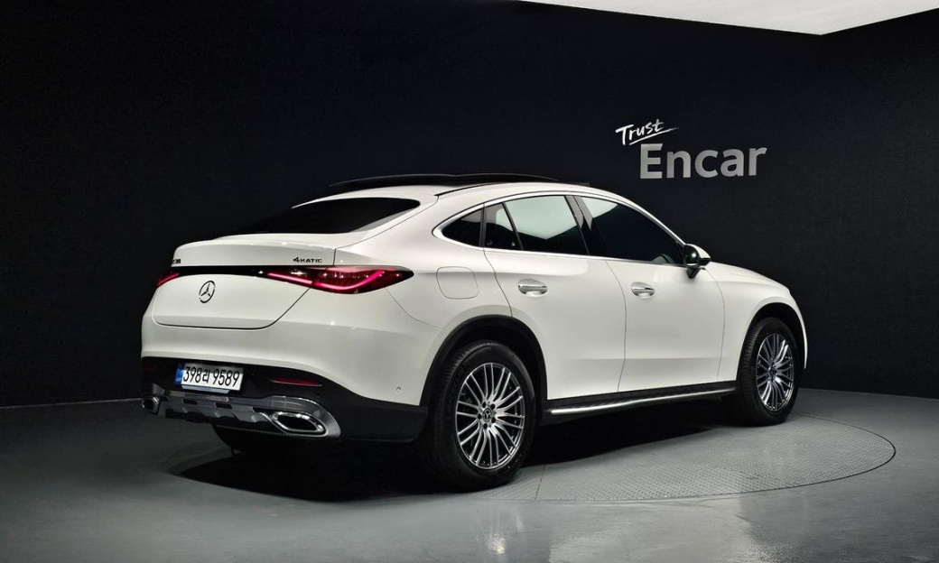 Mercedes-Benz GLC-Class GLC300 4MATIC Avnatgarde Coupe, 2025