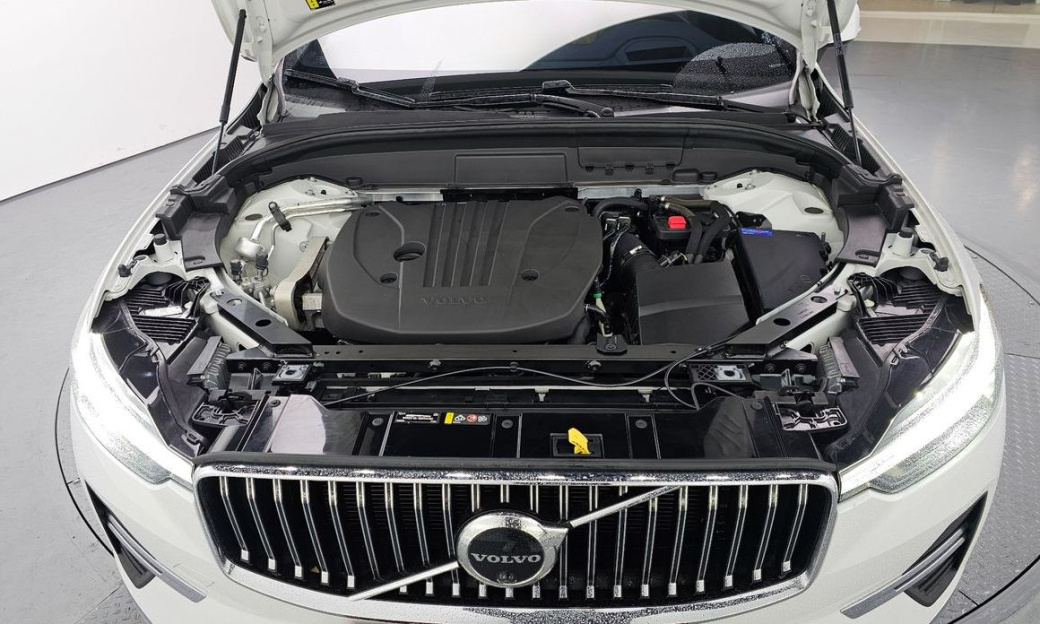 Volvo XC60 B5 Inscription, 2022