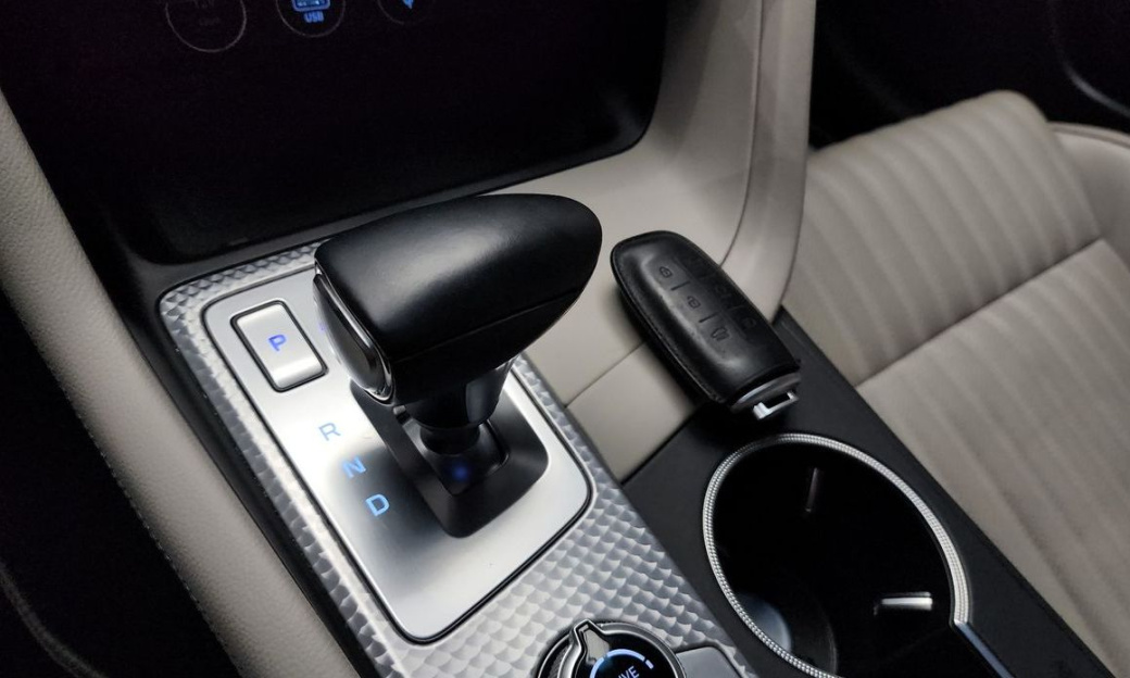 Genesis G70 Gasoline 2.0T 2WD, 2022