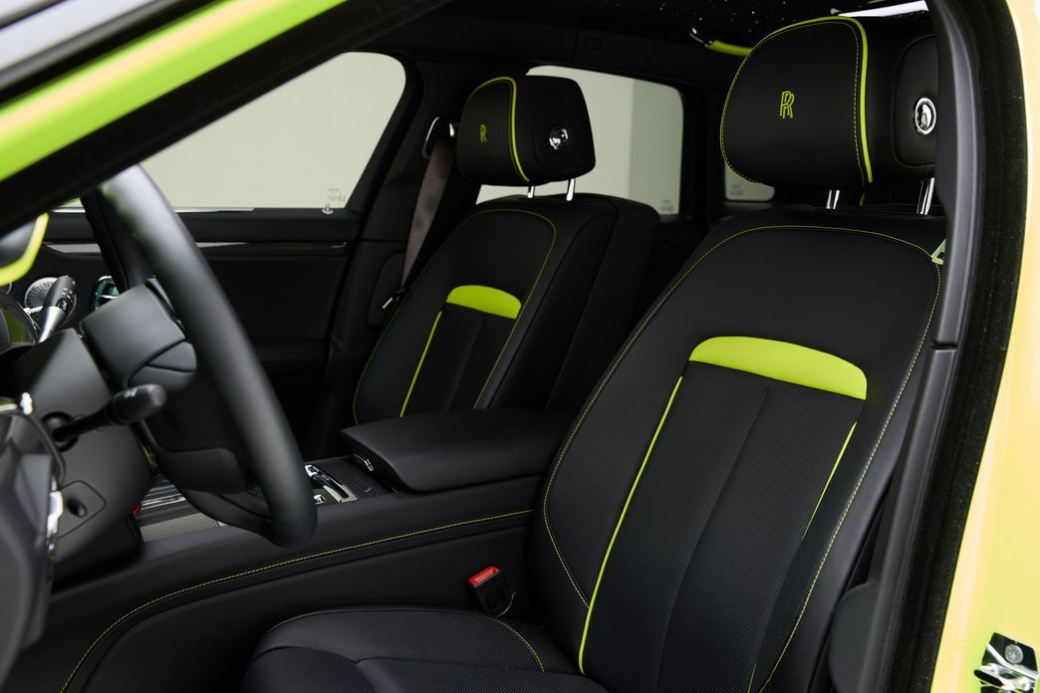 Rolls-Royce Ghost 6.7 V12 Black Badge, 2024