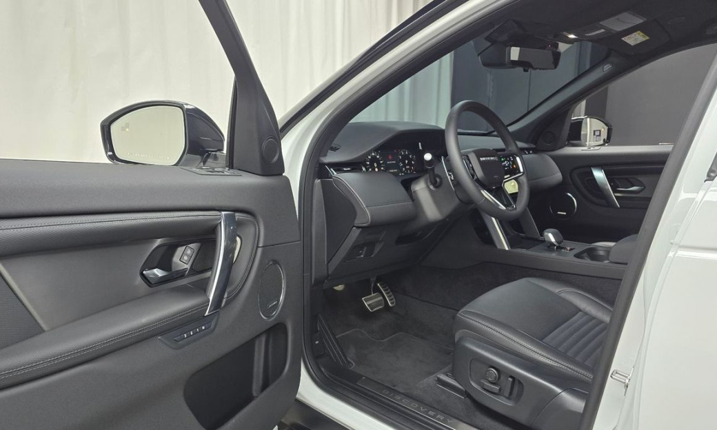 Land Rover Discovery Sport P250 Dynamic SE, 2025