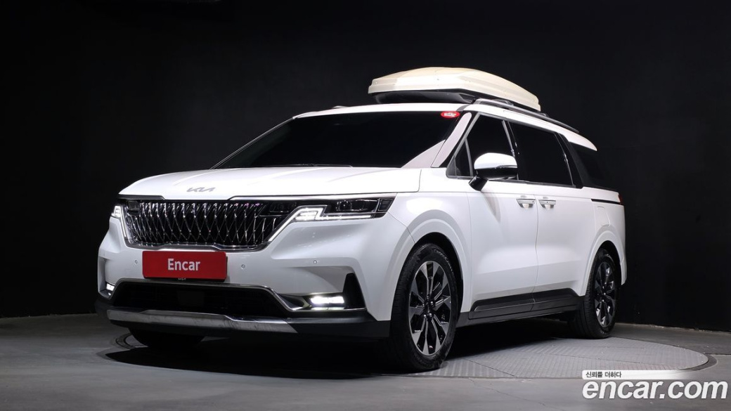 Kia Carnival 9-Seater Signature, 2023