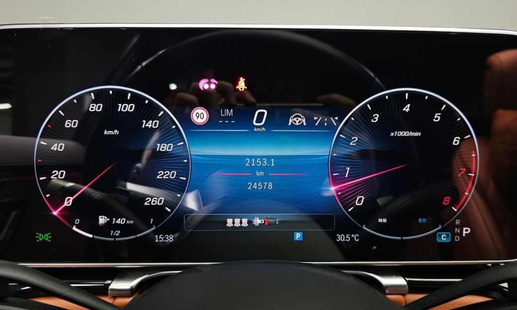 Mercedes-Benz S-Class S500L 4MATIC, 2024