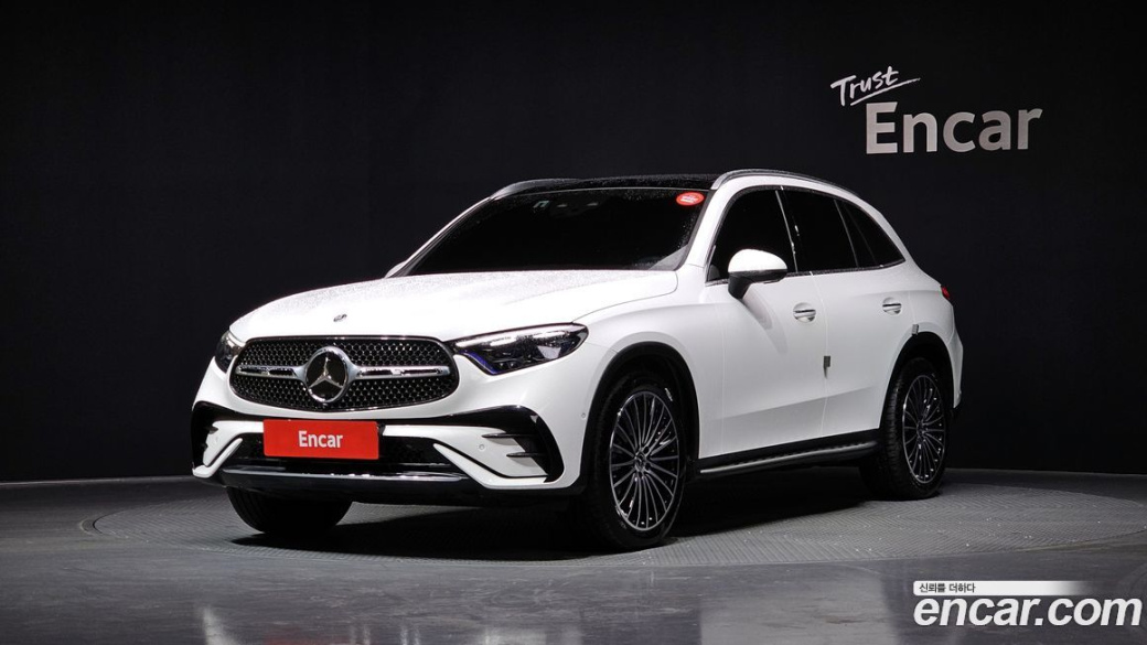 Mercedes-Benz GLC-Class GLC300 4MATIC AMG Line, 2024