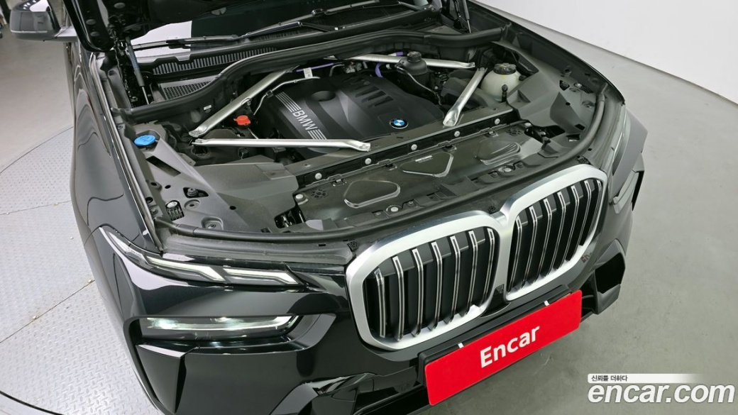 BMW X7 xDrive 40i M Sport 6STR, 2025