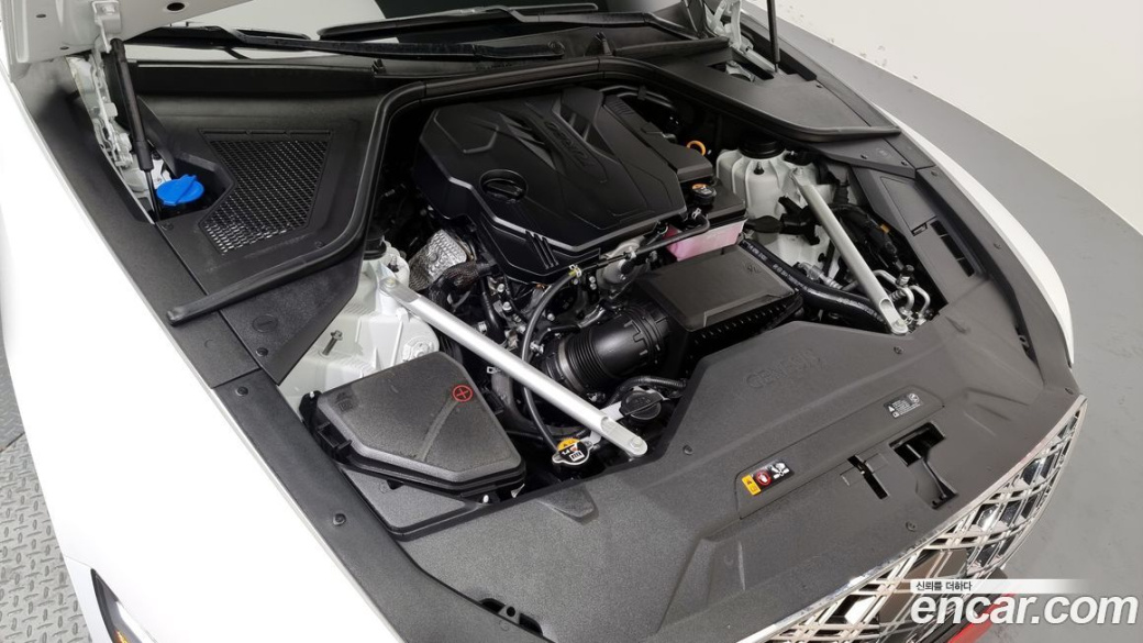Genesis G80 Gasoline 2.5 Turbo AWD, 2025